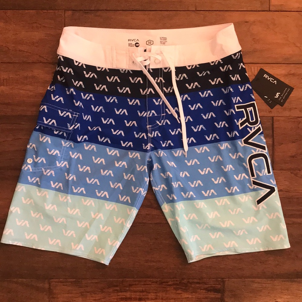 Men’s board shorts